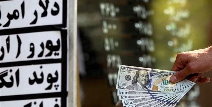 عده‌ای به‌دنبال دونرخی شدن دوباره ارز هستند