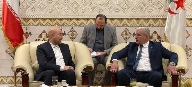 قالیباف با استقبال رسمی رئیس مجلس الجزایر وارد این کشور شد