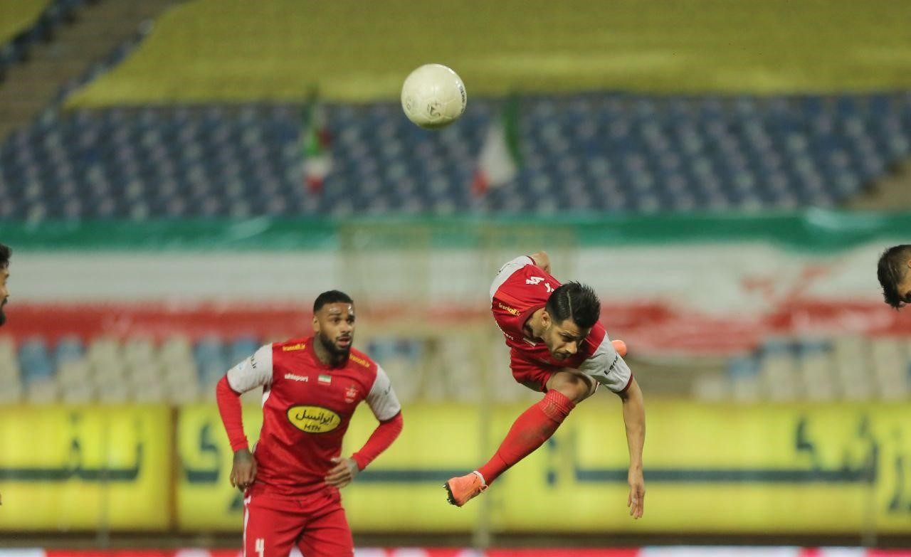 پیشکسوت پرسپولیس دست مهاجم گلزن و هلندی سرخ ها را رو کرد !