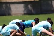 مهمان ویژه بر سر تمرین استقلالی ها/تصاویر