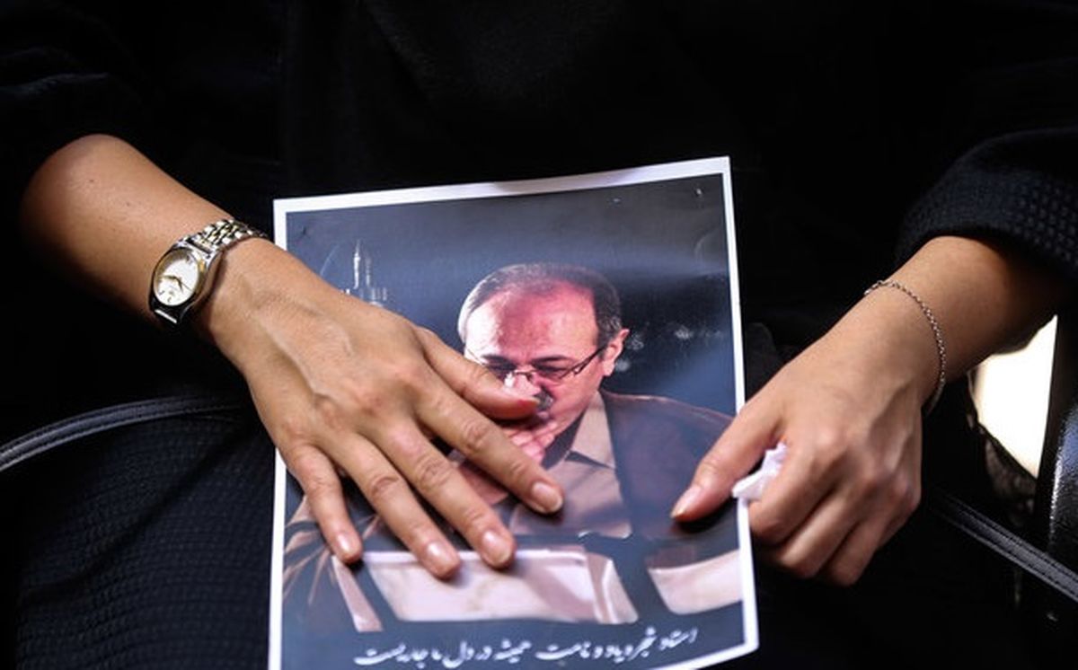 گردهمایی هنرمندان در مراسم ترحیم "صدرالدین شجره"