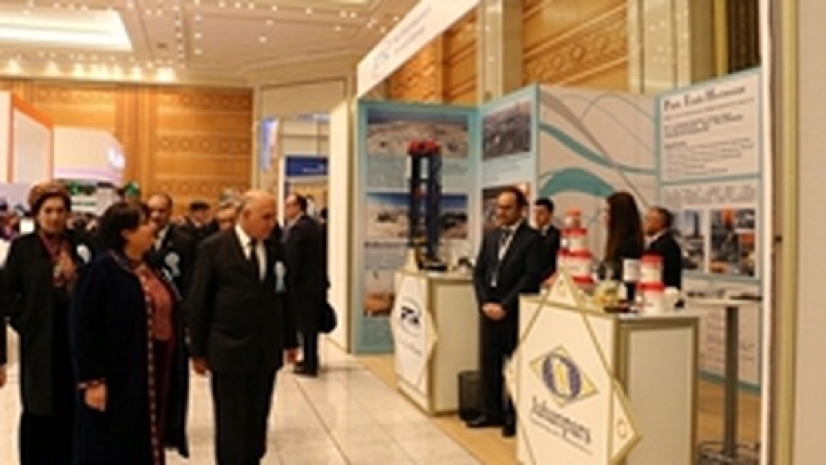 آغاز به کار بیست و یکمین نمایشگاه بین‌الملی نفت و گاز ترکمنستان+ عکس