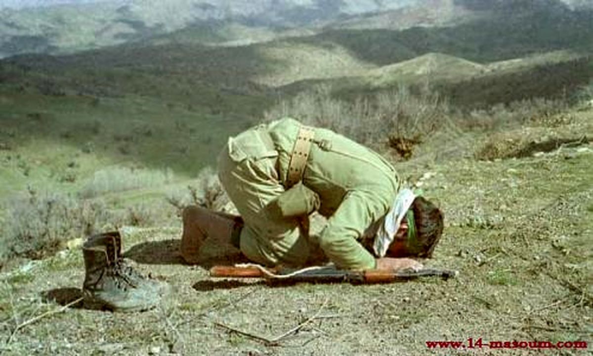 سه فایده‌ای که نمازگزار به دست می‌آورد