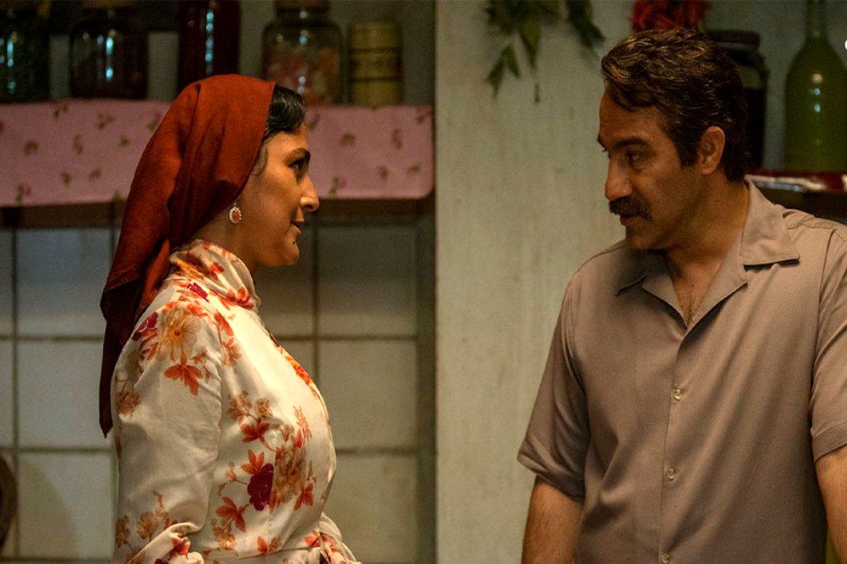 محسن تنابنده و تورق گوشه ای عجیب از تاریخ!