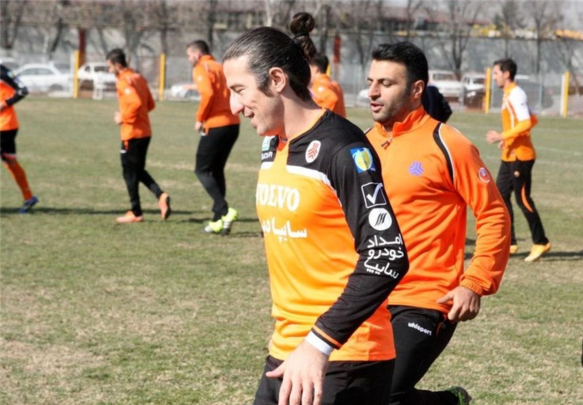 نیمکت‌نشینی تیموریان در بازی با پرسپولیس