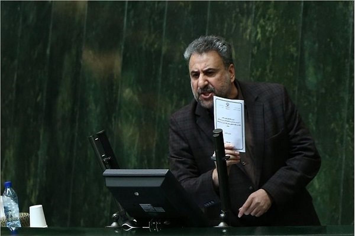 یارانه مردم را کم می کنند تا به مشکلات کرمانشاه برسند؛ مگر این مردم گدا هستند؟!