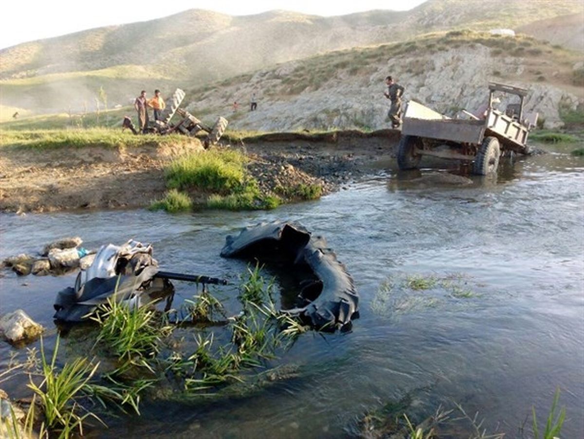 کشته و زخمی شدن سه نفر بر اثر انفجار مین در سردشت +تصاویر
