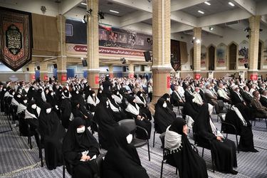 دیدار پیشکسوتان دفاع مقدس با رهبر انقلاب اسلامی/گزارش تصویری