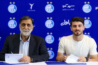 
قرارداد هافبک جدید استقلال امضا شد +عکس
