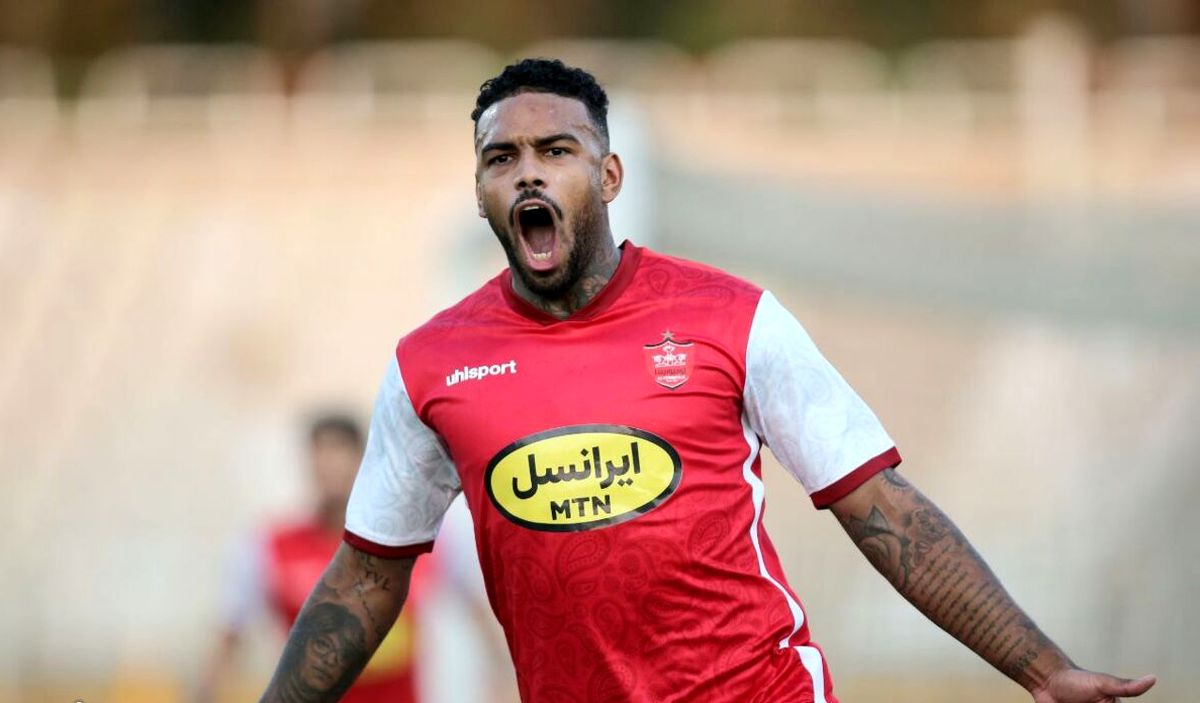 مهاجم سابق پرسپولیس دلیل رفتنش از ایران را فاش کرد