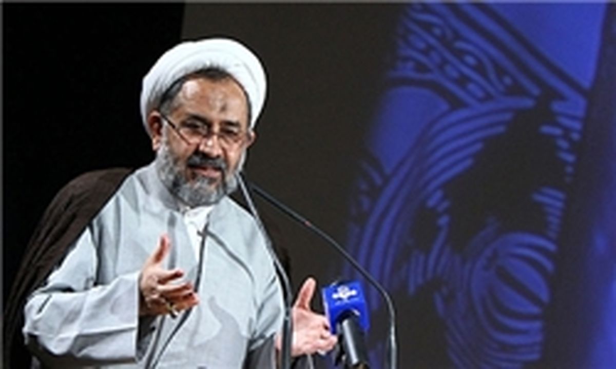 احمدی نژاد و همفکرانش معنی عدالت را نمی دانند!