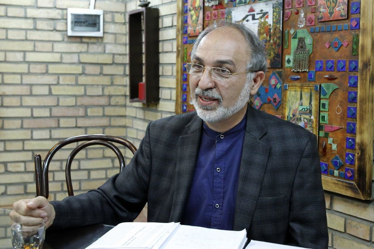 ایران باید با همه گروه‌های افغانستانی در ارتباط باشد