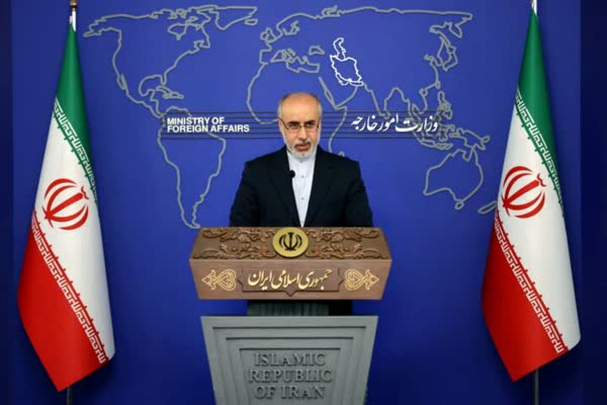 دولت و مردم ایران از آمریکا و اروپا طلبکار هستند