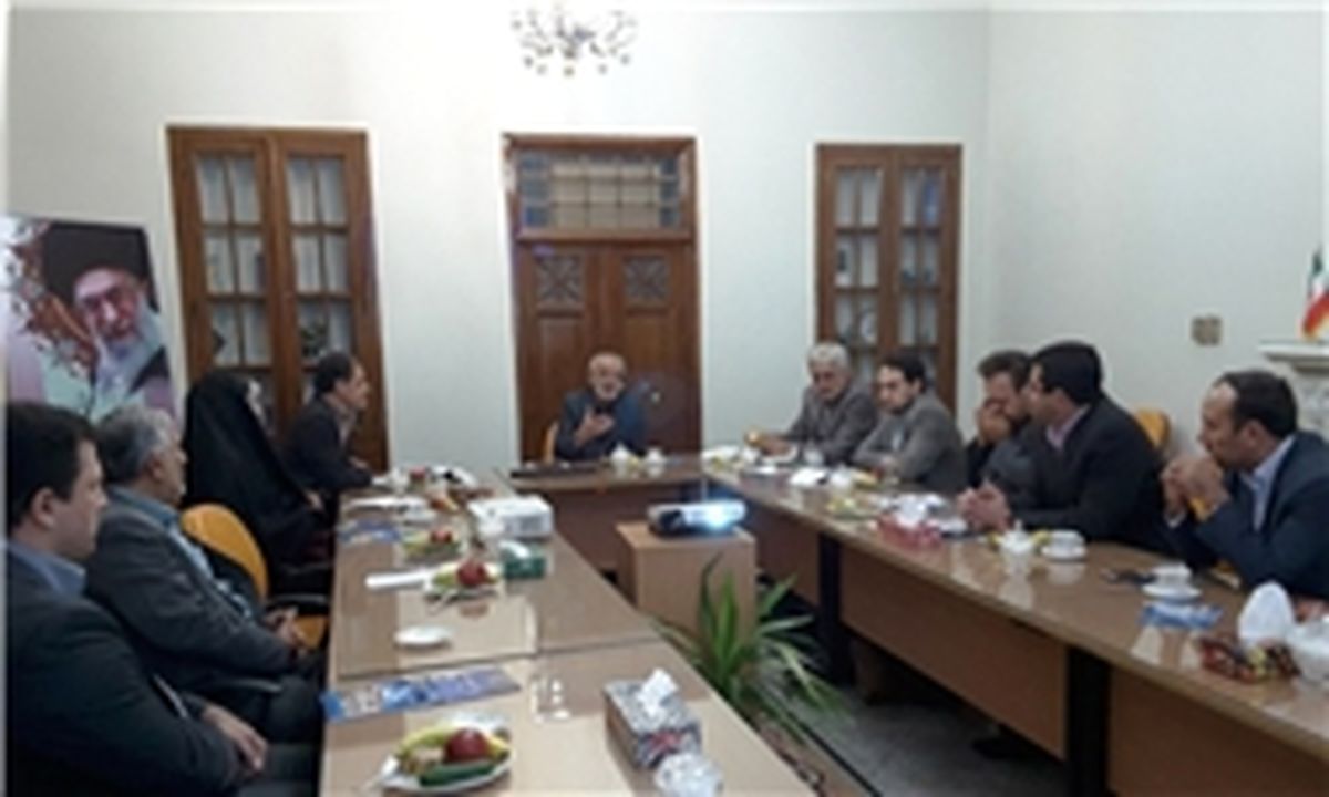 سواد رسانه ای می تواند در همه فعالیت‌های فرهنگی، سیاسی و اقتصادی نقش خود را ایفا کند