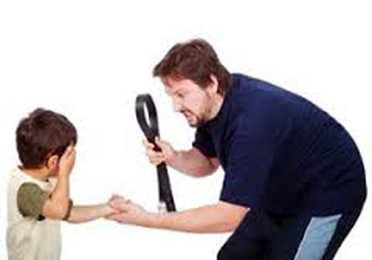 تنبیه بدنی کودک چه عواقبی دارد؟ 