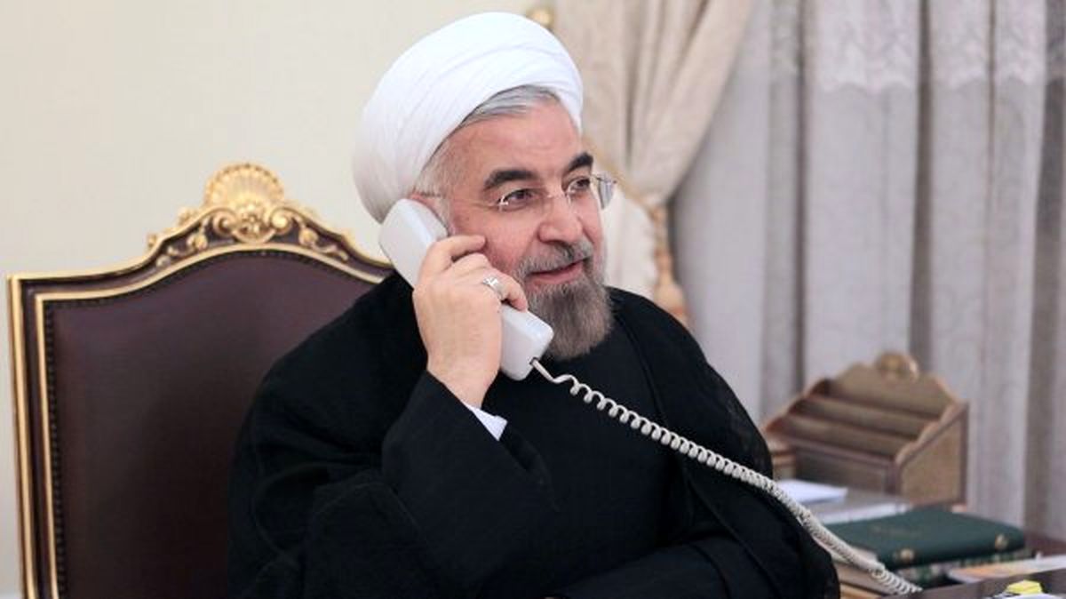 دستور روحانی به وزیر کشور برای تسریع در امدادرسانی به زلزله زدگان