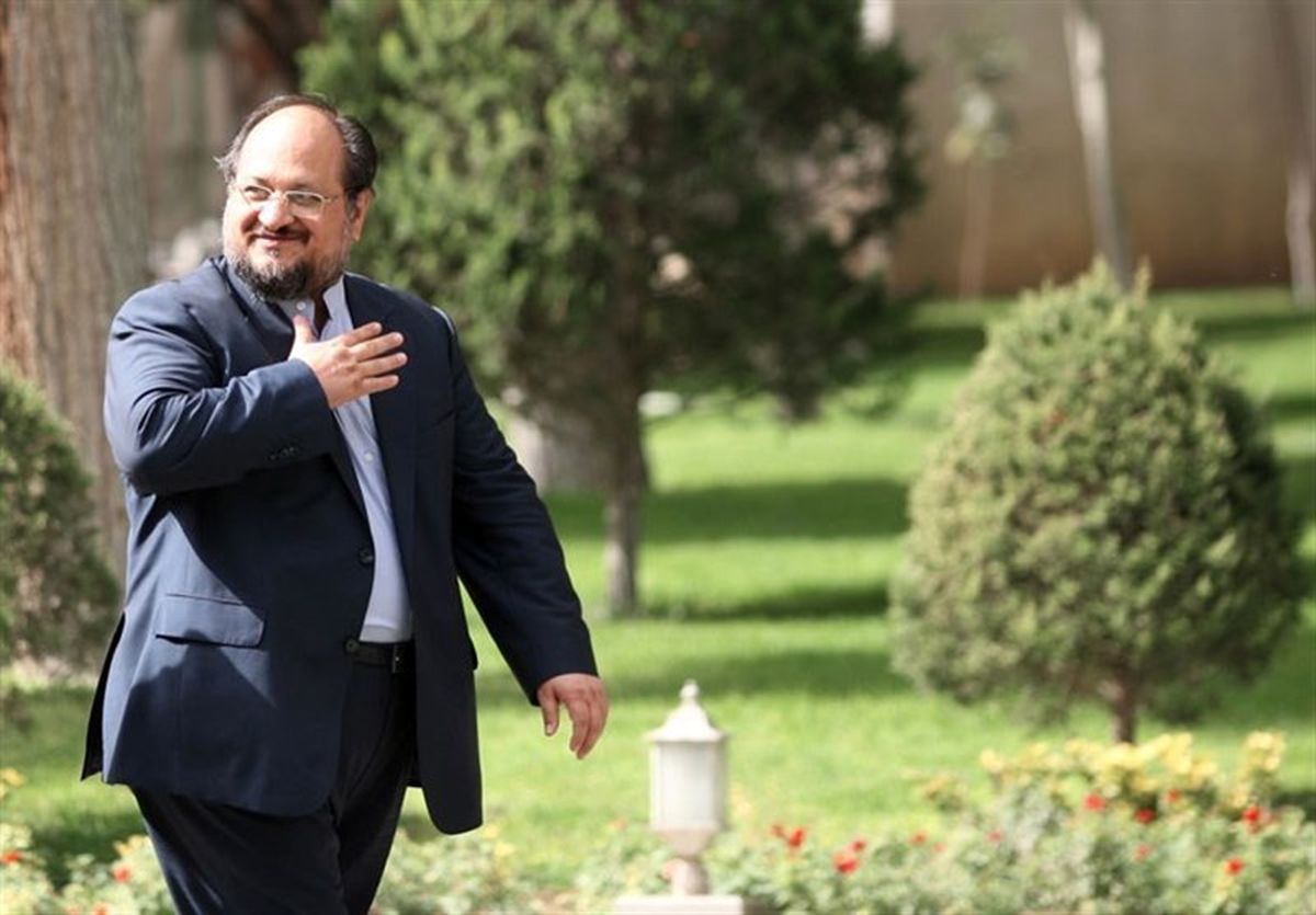 حکم روحانی برای شریعتمداری