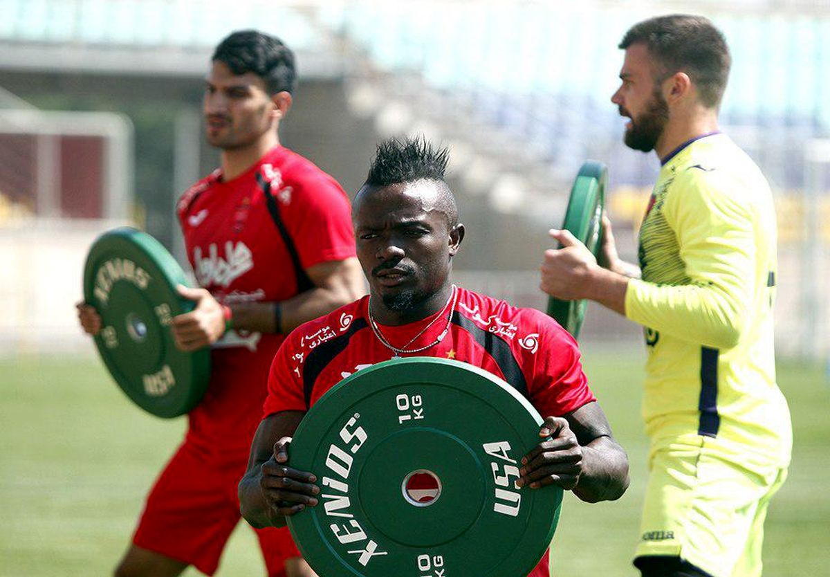 درخواست منشا از بازیکنان پرسپولیس!