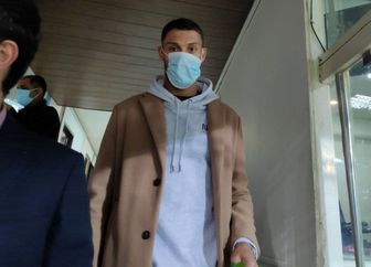 اولین دردسر ژستد در استقلال