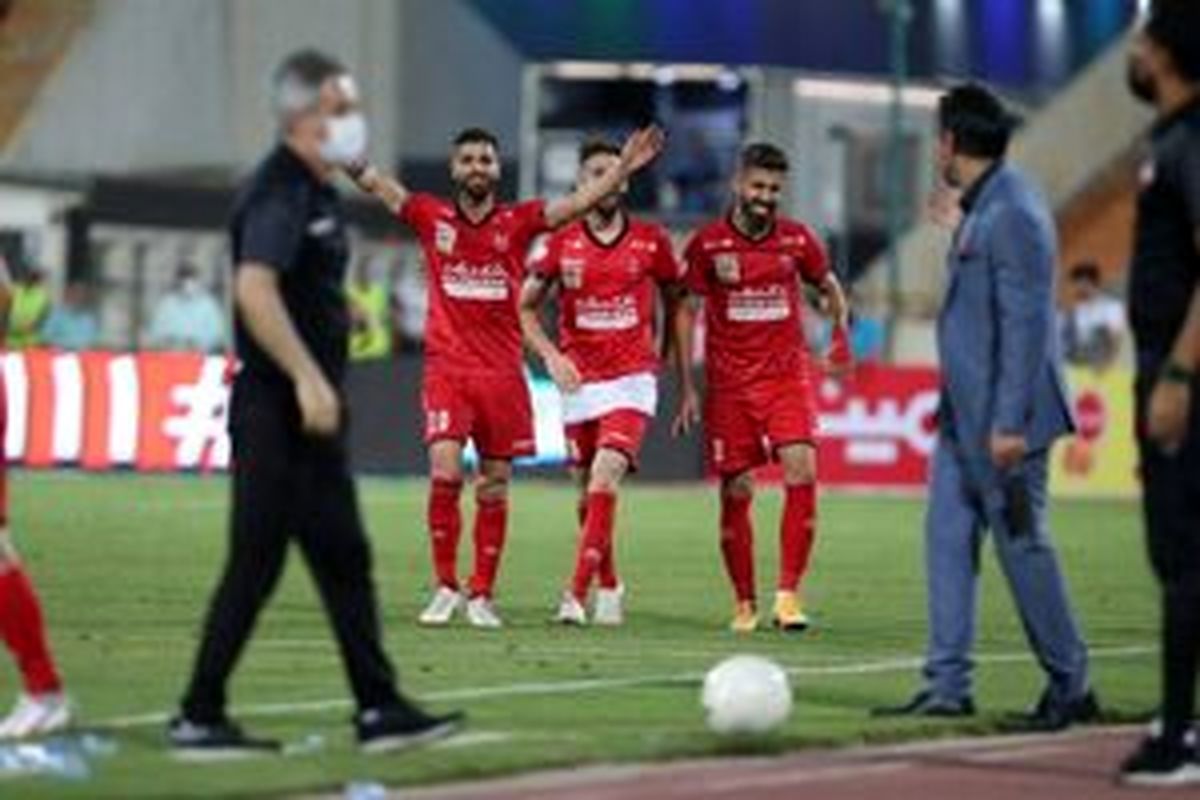 رونمایى از گزینه 'پرسپولیس' براى جانشینى کنعانی‌زادگان