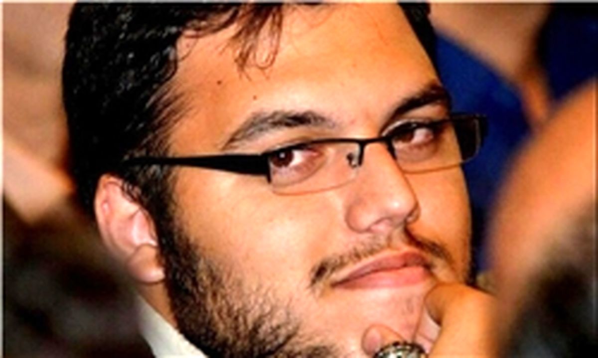 دادستانی به عنوان مدعی‌العموم از فائزه هاشمی شکایت کند