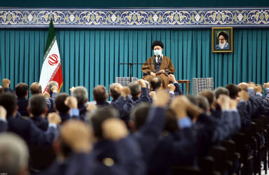 دیدار جمعی از فرماندهان نیروی هوایی و پدافند هوایی ارتش با رهبر معظم انقلاب/گزارش تصویری