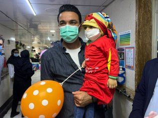 حضور نکونام در مراسم تحقق آرزوهای کودکان مبتلا به سرطان+ عکس