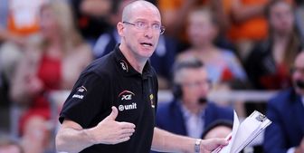 طبق پیش‌بینی من باید ست سوم را می‌بردیم 