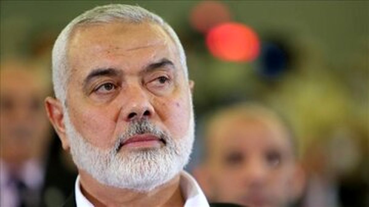 نگاه زیبای خانواده شهید هنیه +فیلم
