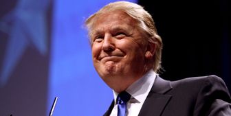 قاضی آمریکایی با درخواست ترامپ برای تعویق بررسی اسناد توقیفی موافقت کرد