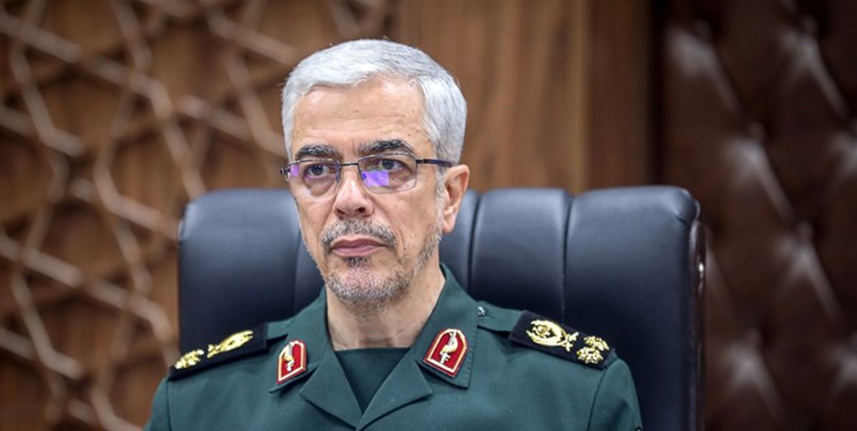 دشمن، جنگ احزاب علیه ملت ایران به راه انداخته است