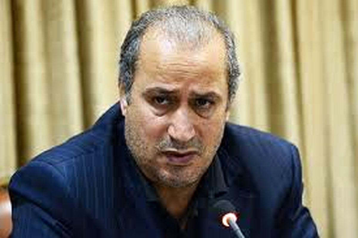 تاج: اجازه نمی دهیم امتیاز نفت به خارج از تهران فروخته شود