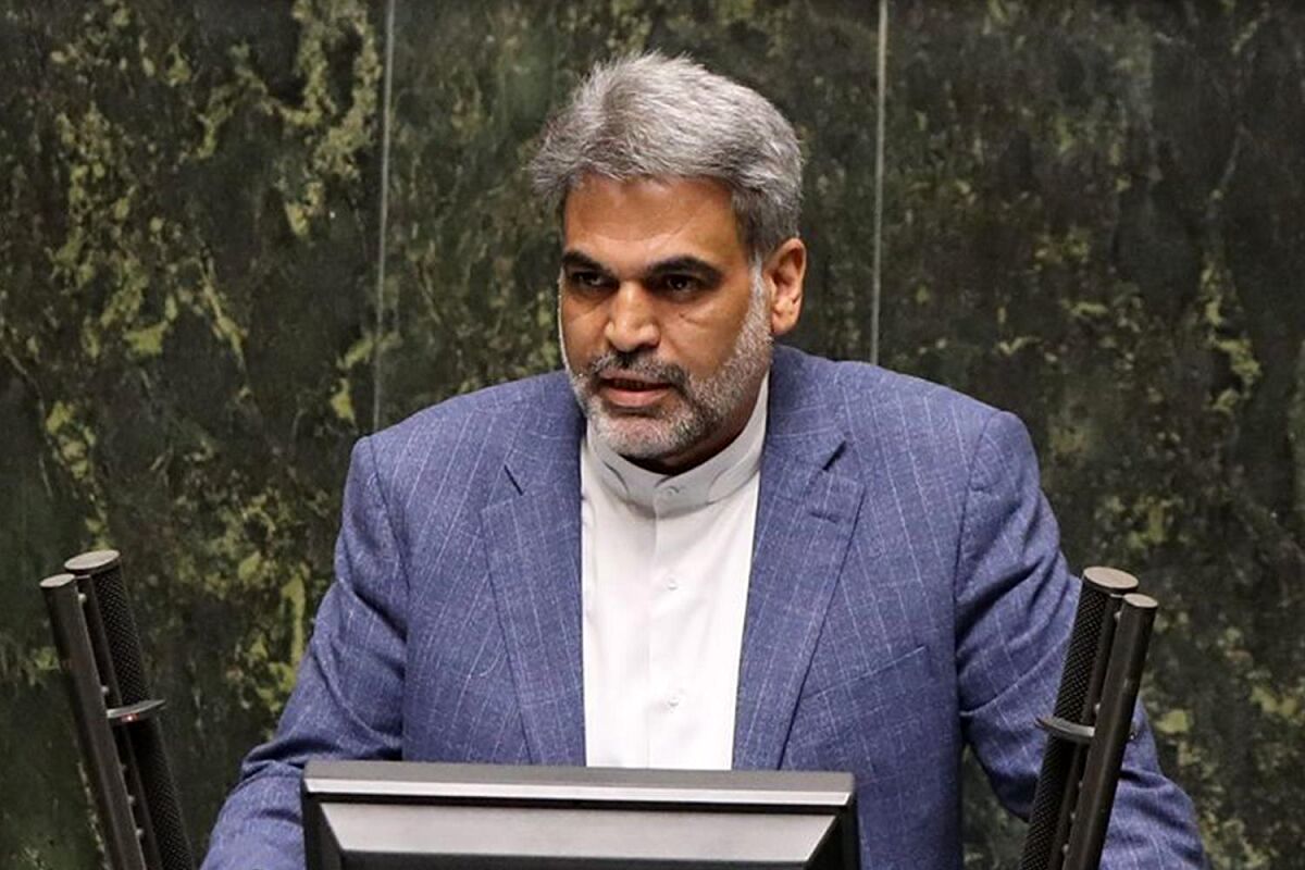 نماینده مجلس: دیگر دنبال حجاب اجباری نباشید!
