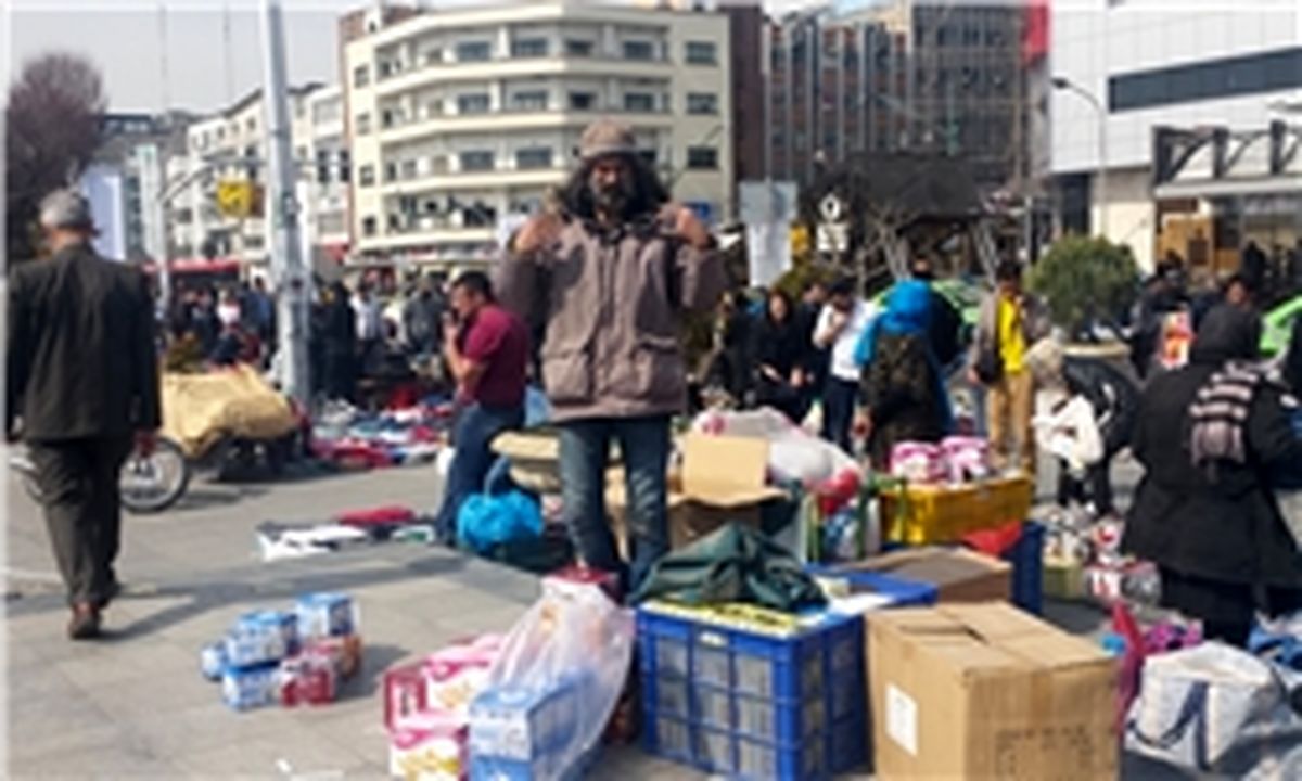 شیوع دست‌فروشی زنان در تهران
