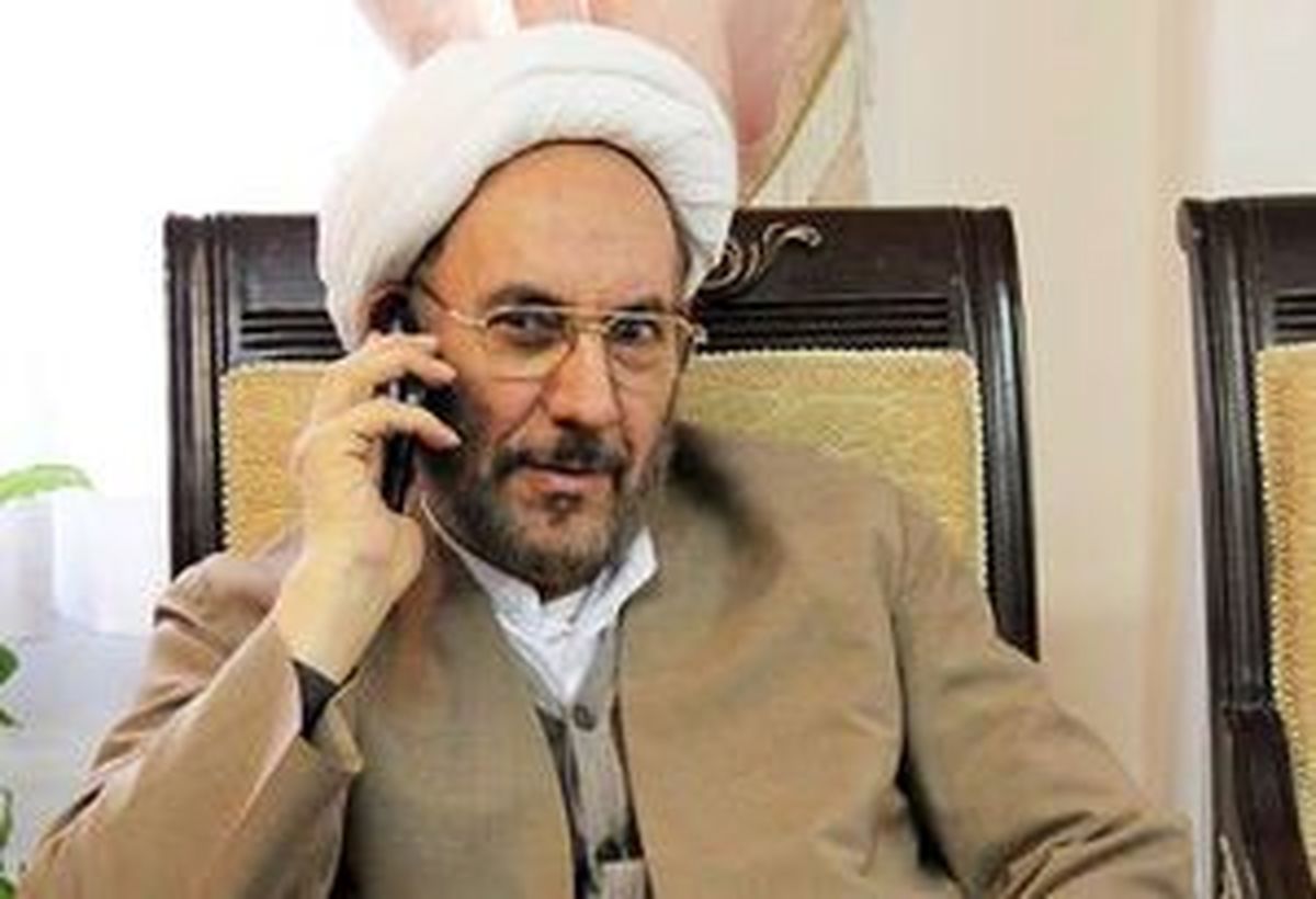 قسم  یونسی را باور کنیم یا دم خروس تاج‌زاده را؟!