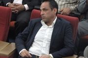 ازحضورم در استقلال بی اطلاعم