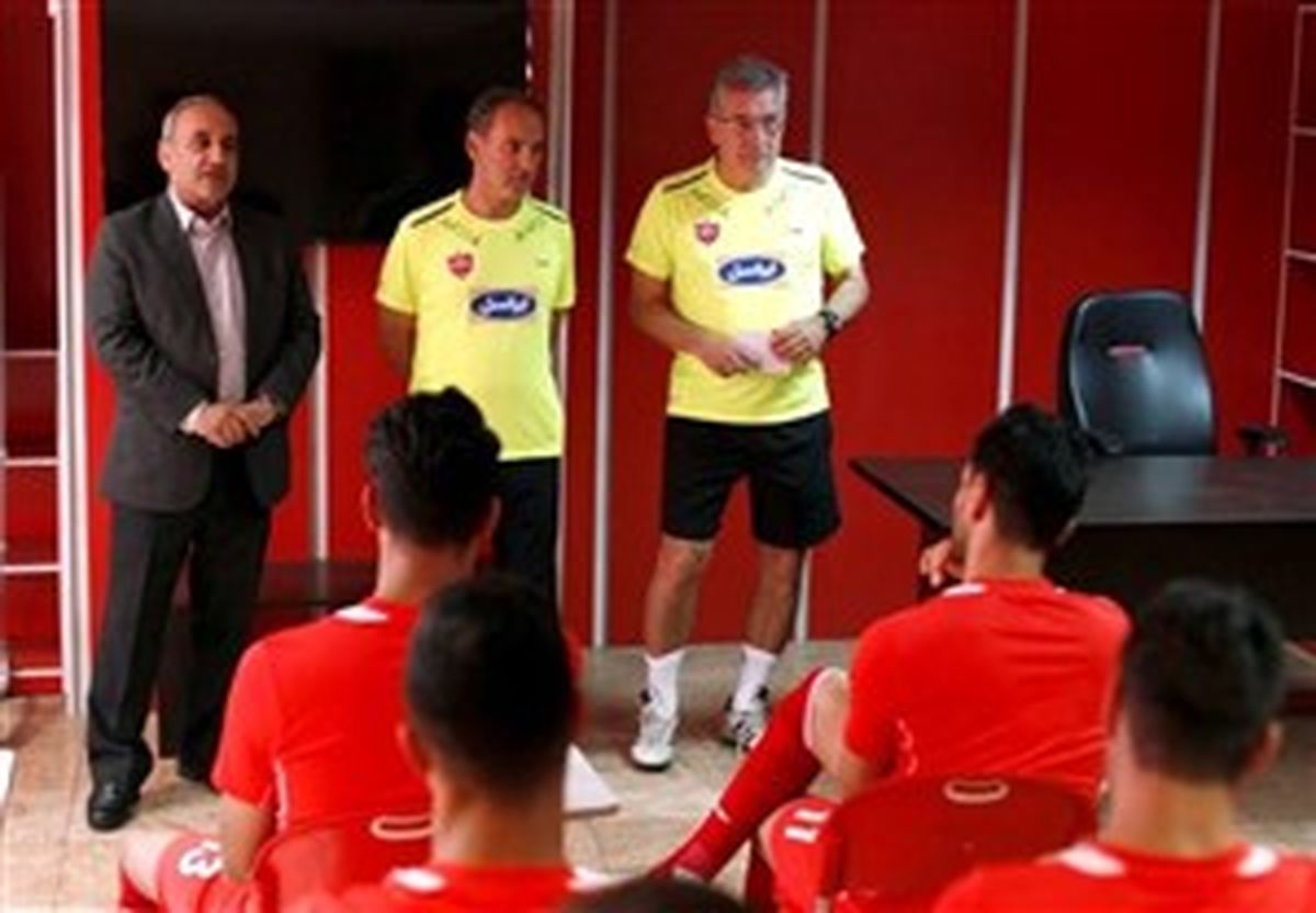  استقبال ویژه "برانکو" از کاروان پرسپولیس 