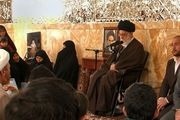 امام خامنهای: از قدیم به برادران «هزاره» افغانستان نگاه ستایشگرانه داشتهام