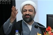 دستگاه‌های امنیتی مراقبت خاتمی باشند