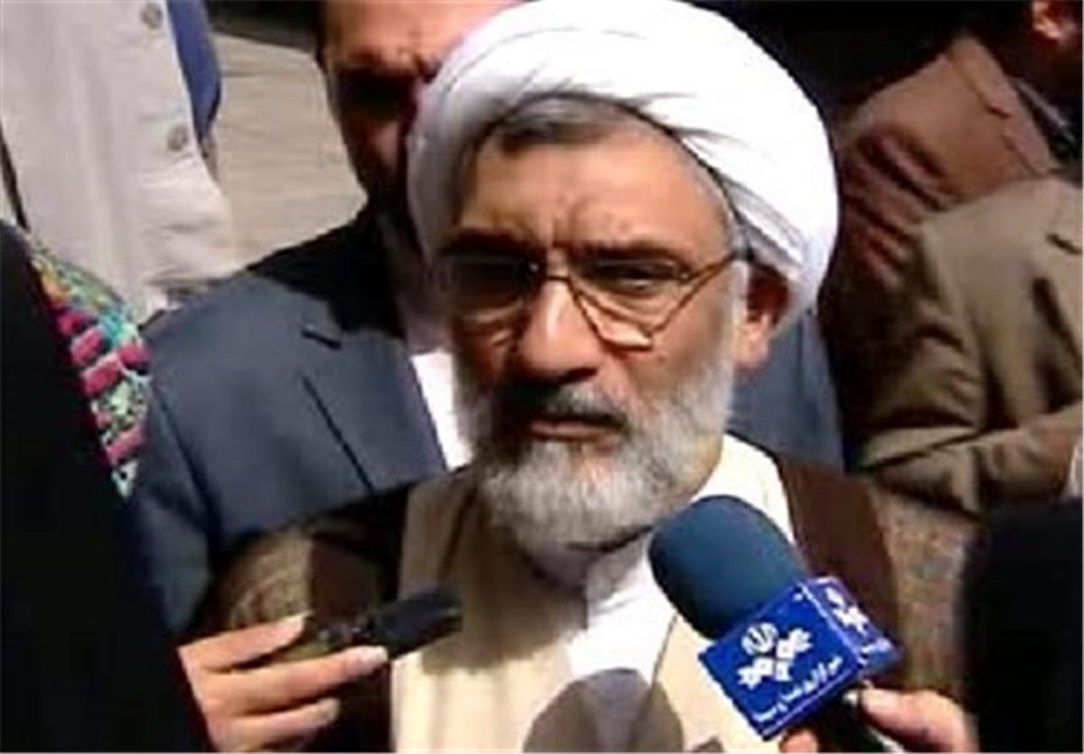  فساد اداری و مالی مشکل امروز جامعه ما محسوب می‌شود 