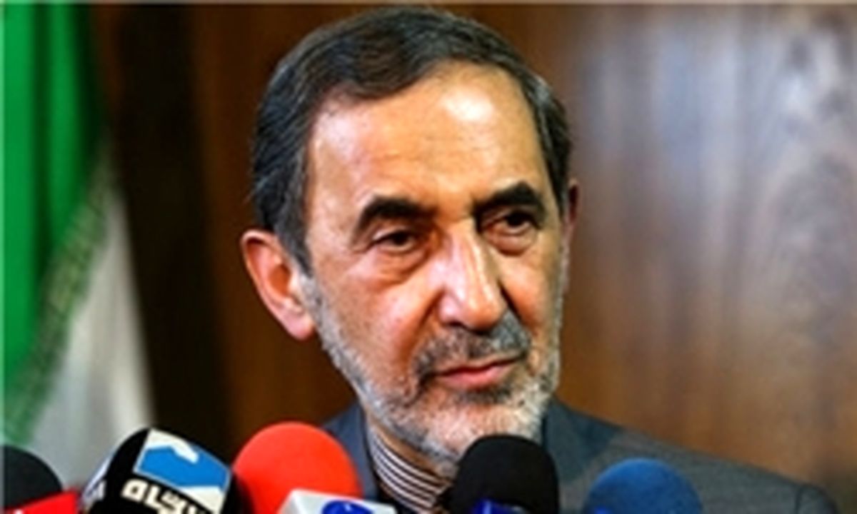 واکنش ولایتی به روادیدی که آمریکا برای اتباع خارجی ایجاد کرده است