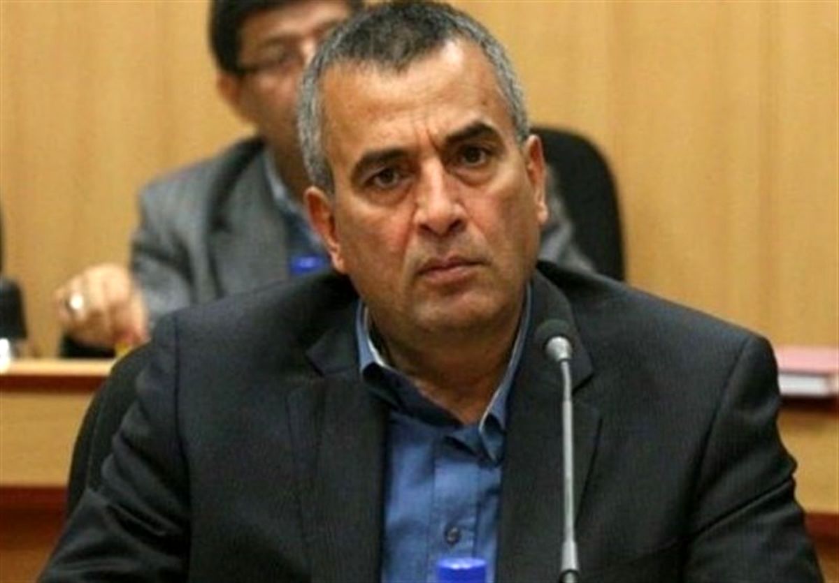 از اجتماعات چند نفره و حضور غیر ضرور در محیط کار و واحدهای صنفی بپرهیزید