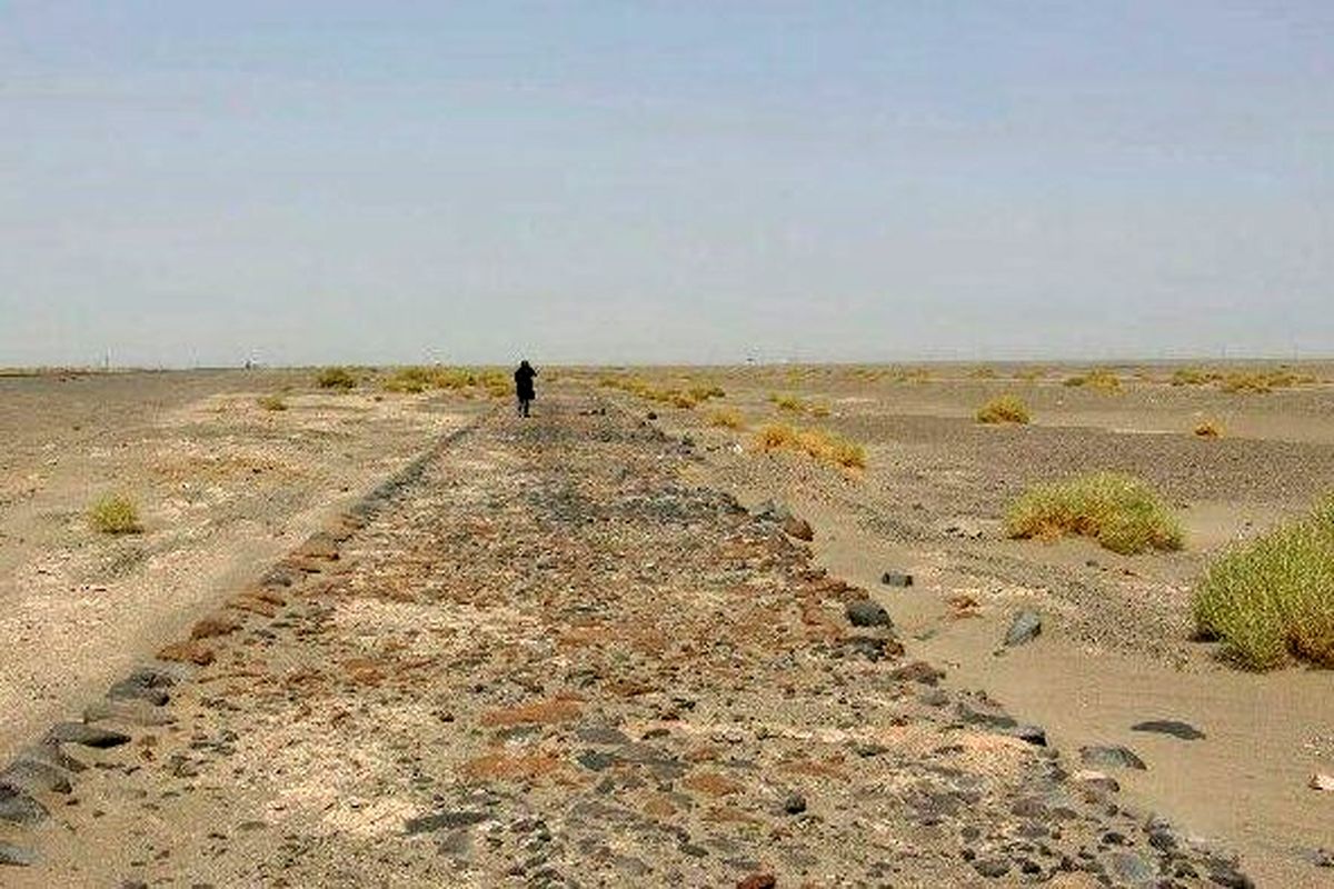 
بعید است سنگفرشِ پیدا شده در کویر، مربوط به جاده ادویه باشد
