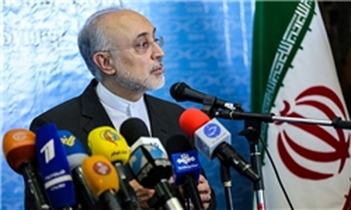 با تدبیر و تقدیر الهی از گردنه ترامپ عبور می کنیم