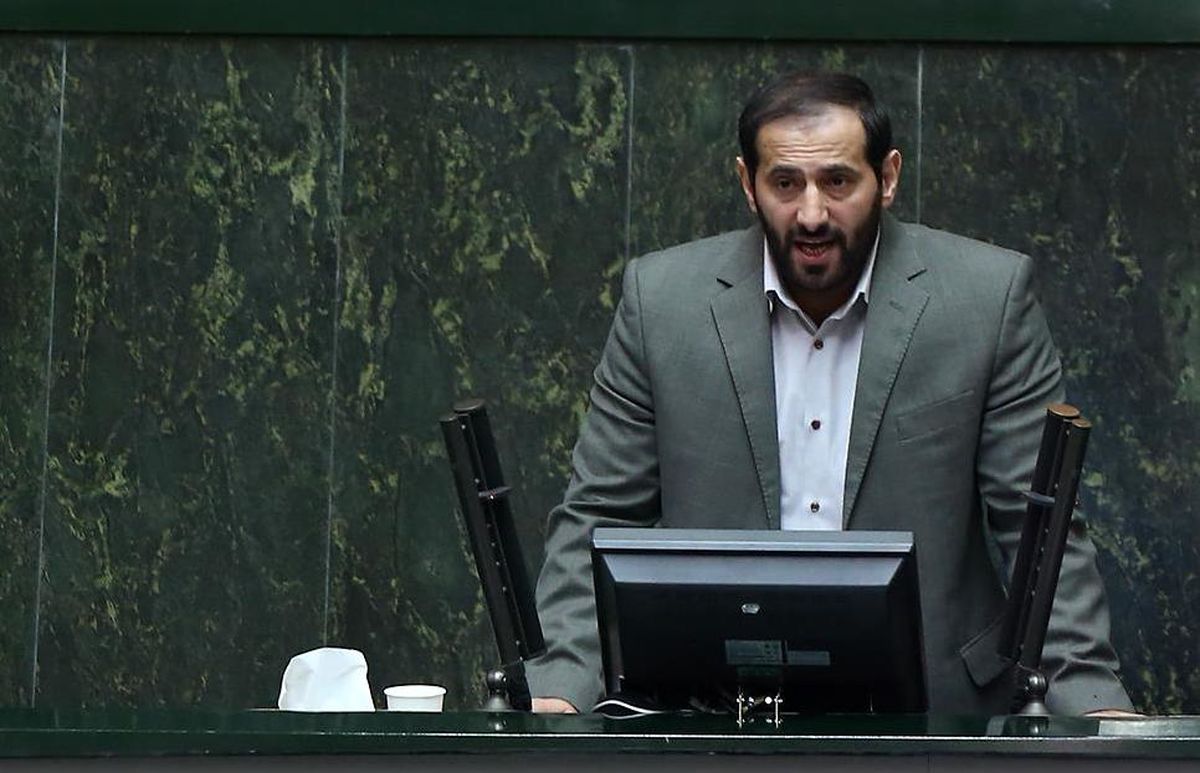 داداشی: روحانی به وعده‌های خود درباره اشتغال عمل نکرده است