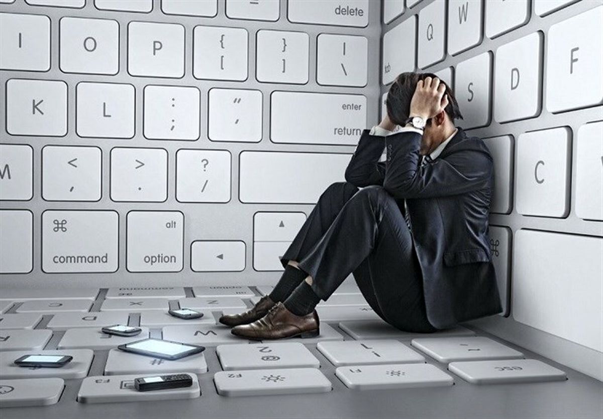 
چه کارهایی در فضای مجازی جرم است؟
