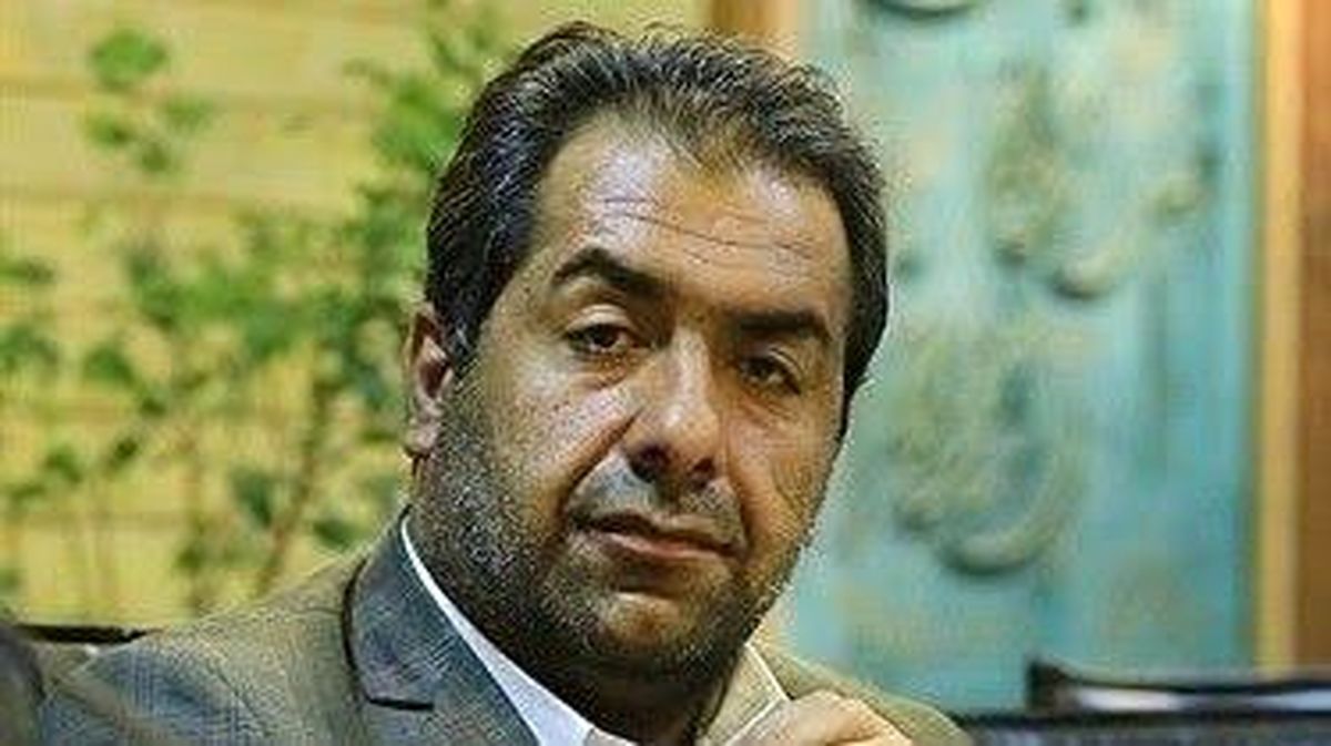 توهین نماینده مجلس به یک کارمند /فیلم 