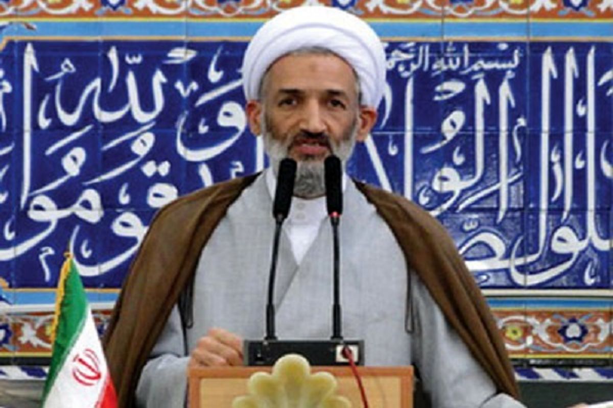  امام جمعه ساری: مردم حساب آشوبگران و اغتشاشگران را از مطالبات درست جدا کنند 