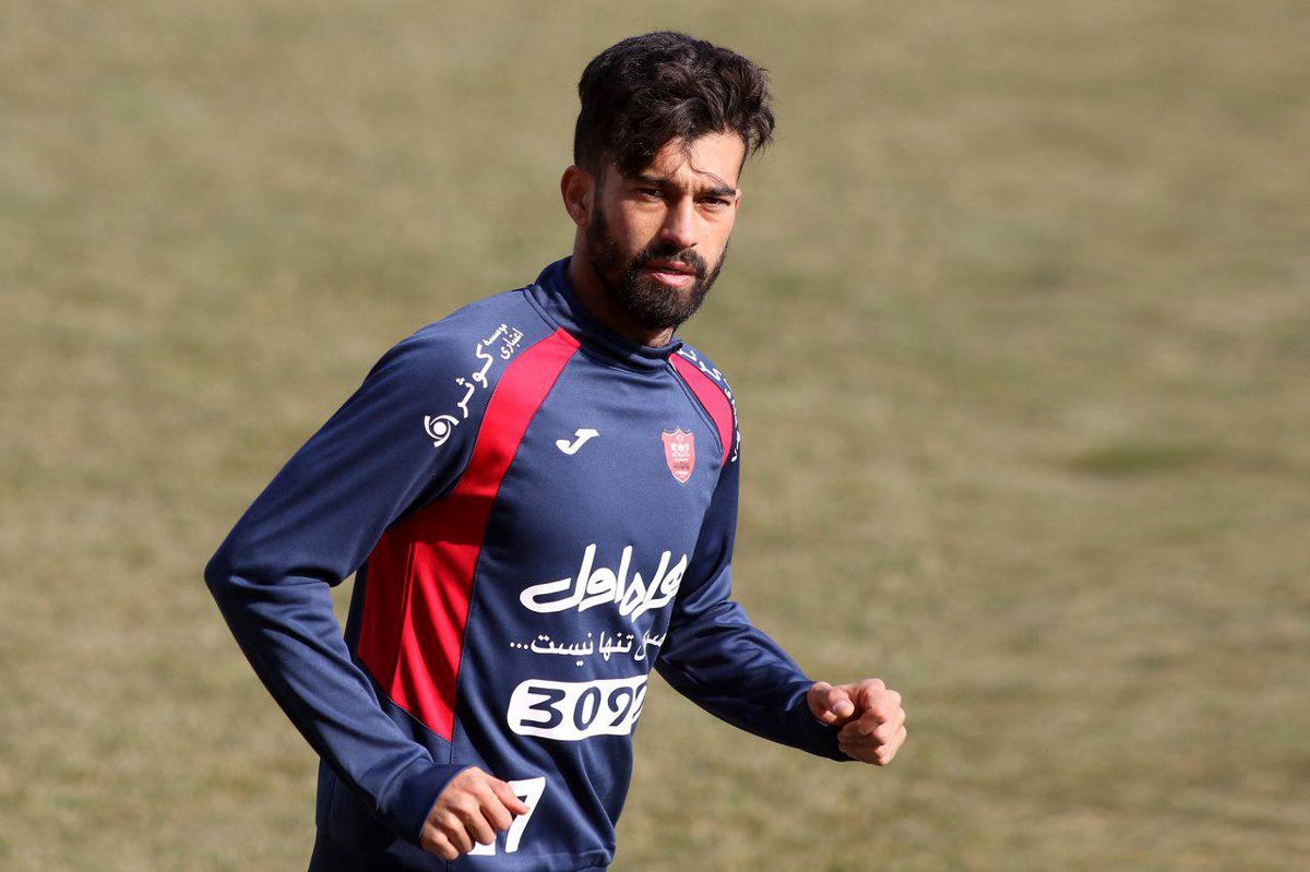 چراغ سبز رامین رضاییان برای بازگشت به پرسپولیس/ هواداران در قلب من جای دارند