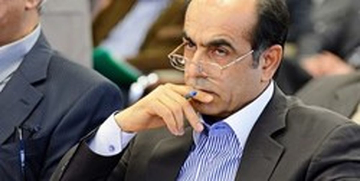 خادمی: به من می‌گویند درباره نفت صحبت نکن